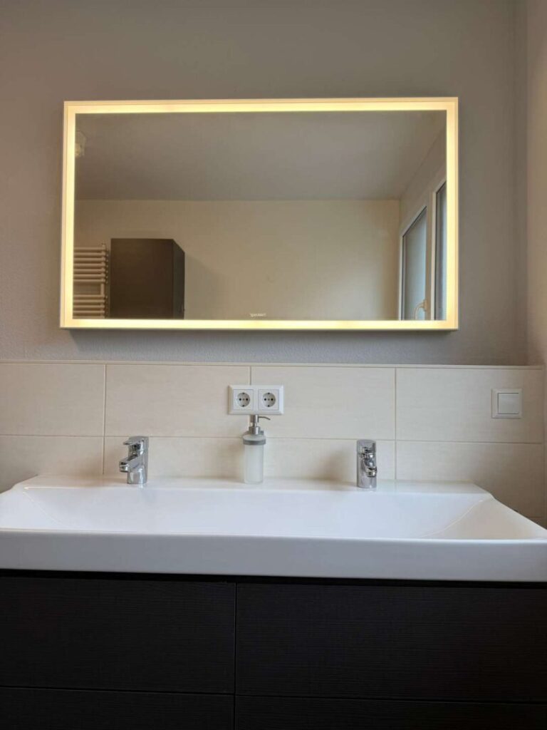 Badezimmer_Spiegel